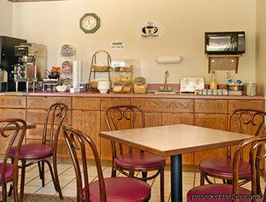 Hotel Super 8 By Wyndham Cloquet Restaurant foto